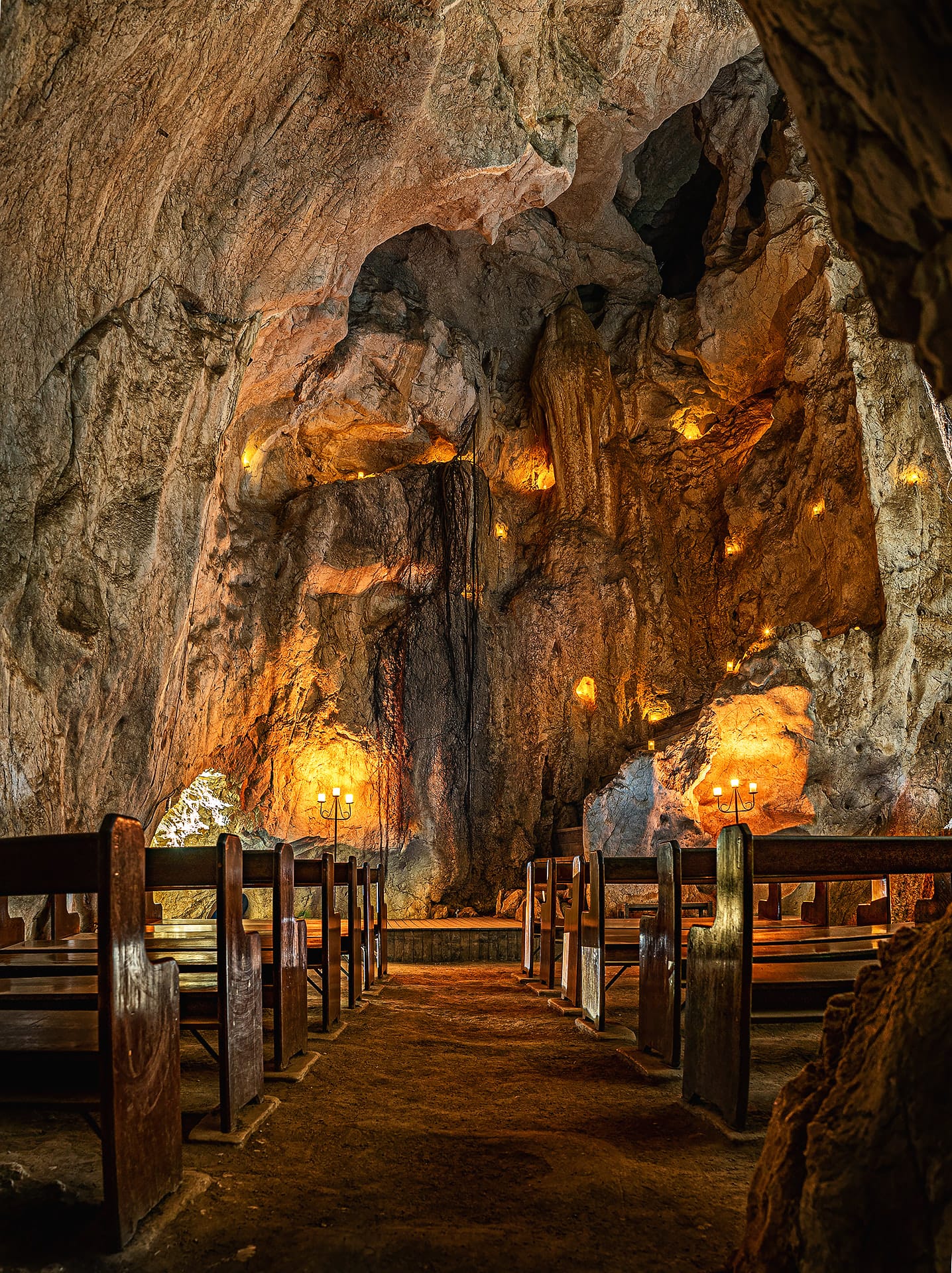 The Capricorn Caves